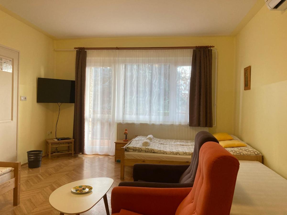 Kurca-Parti Vendeghaz Hotell Szentes Eksteriør bilde